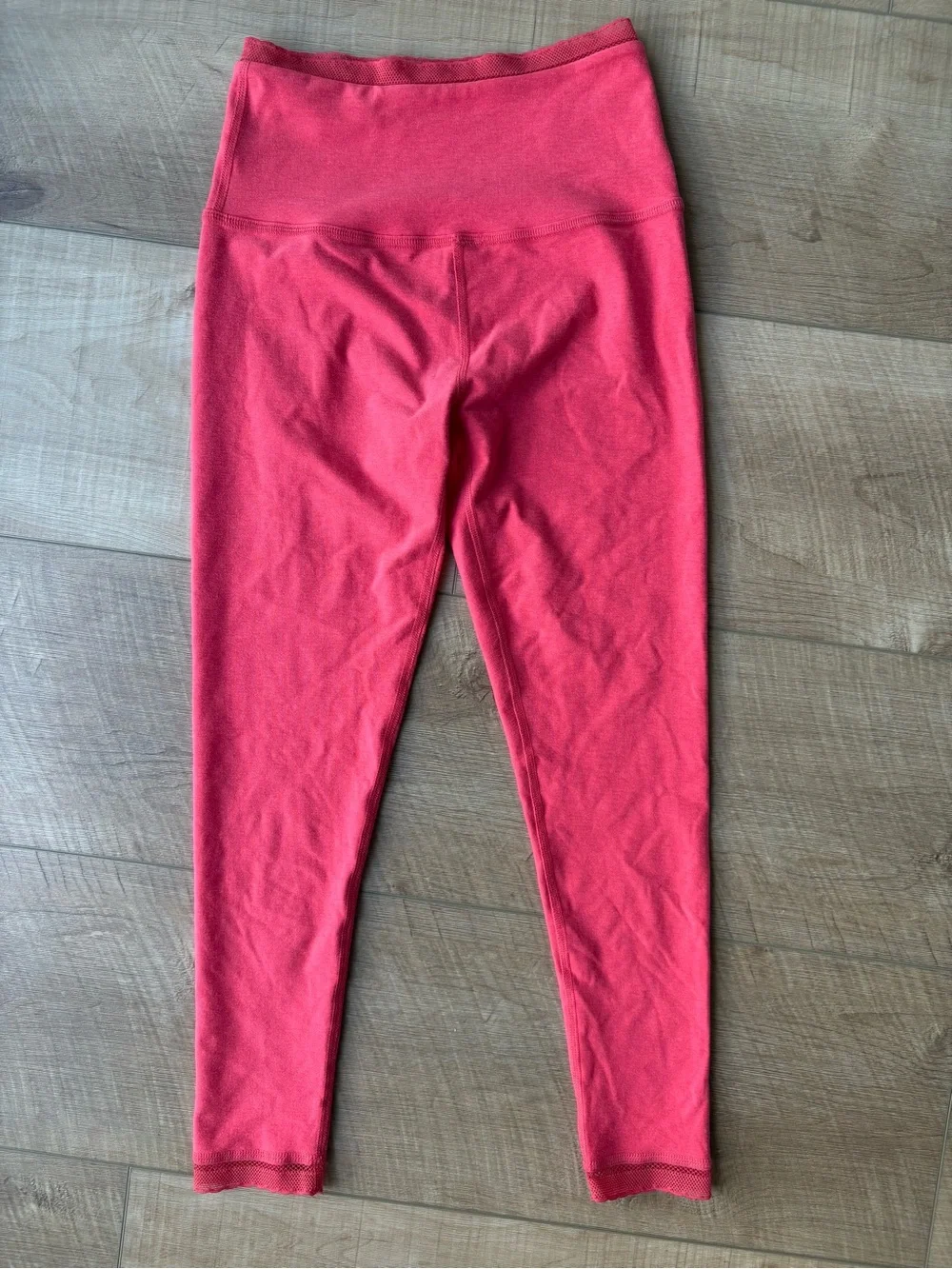 NWOT Beyond Yoga Allure Spacedye Lace Trim Leggings. Red Ash Heather. Size M - Picture 9 of 11
